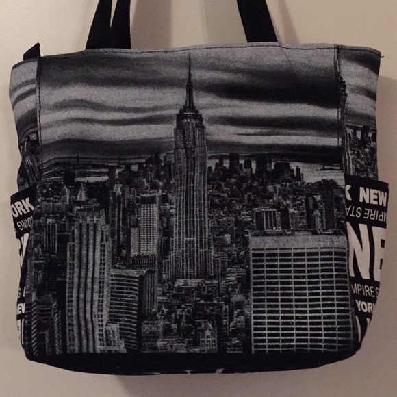 Robin Ruth💕 - Picture 2 of 4